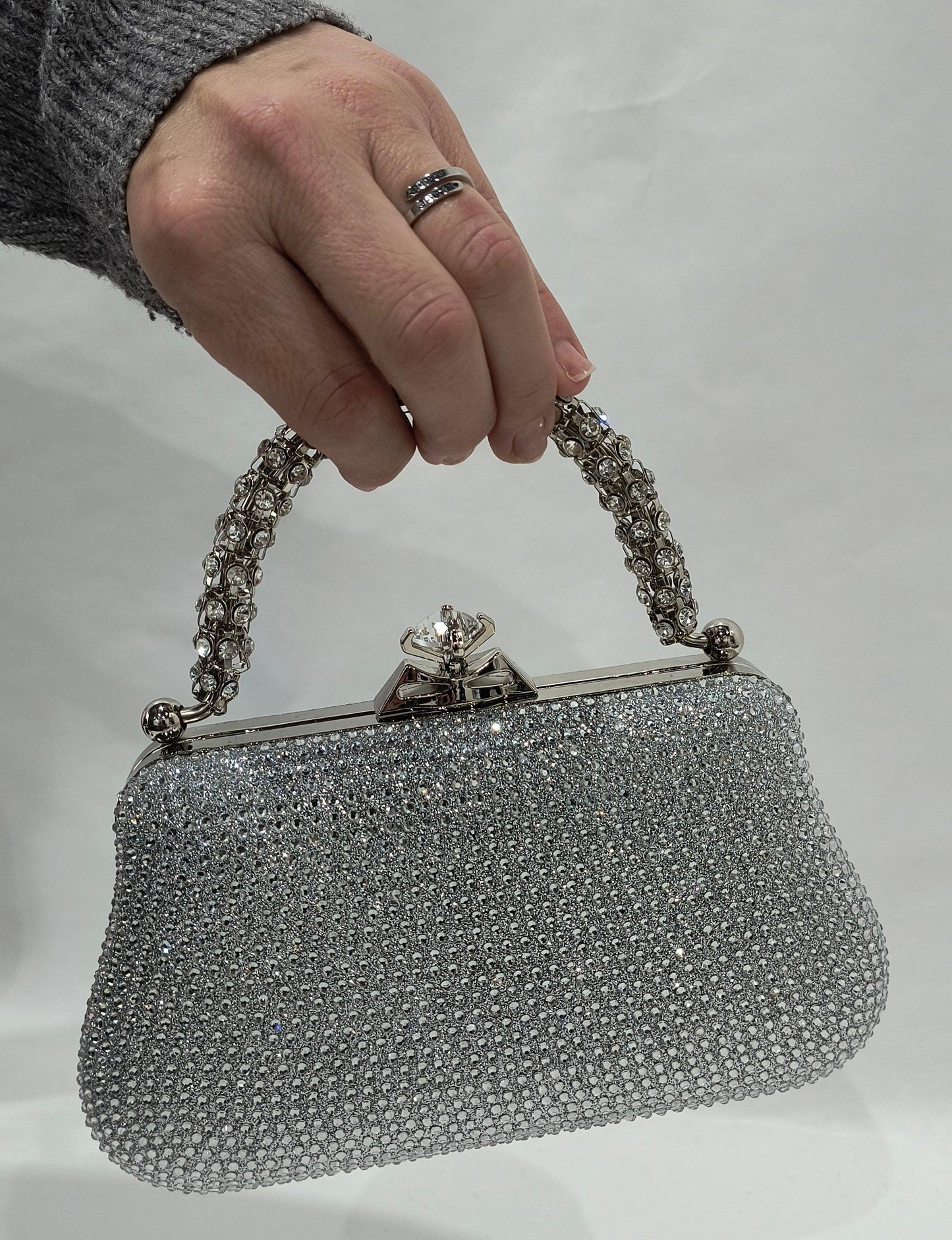 Bolso de Fiest 21 x 5.5 x 12 cm a con Lentejuelas y Cierre de Click con Diamante – Brilla con Elegancia en Cada Evento - tenemosturegalo.es