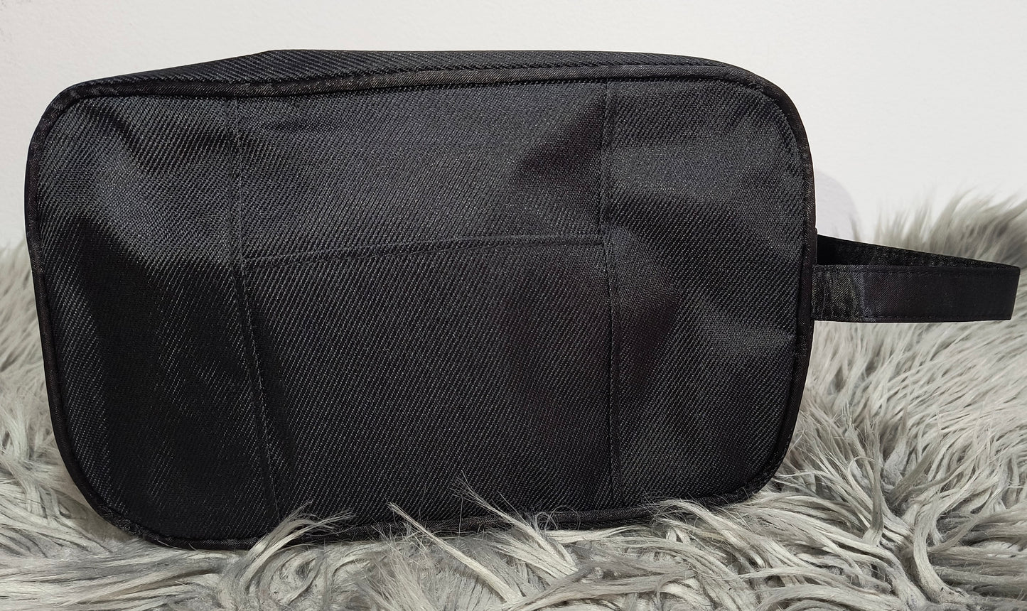 Neceser de Hombre con Asa y Bolsillo Delantero 26x16x9 – Práctico y Elegante en Azul Marino, Marrón, Verde Oscuro y Negro - tenemosturegalo.es