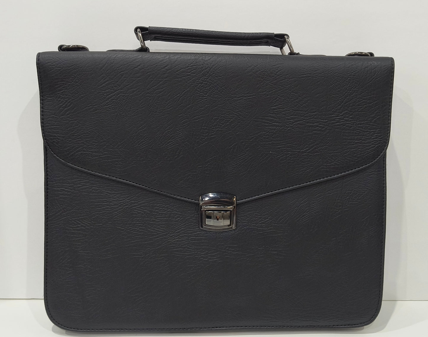 Maletín 40x33x10 cm Unisex Negro con Asa de Mano y Tira Ajustable - tenemosturegalo.es