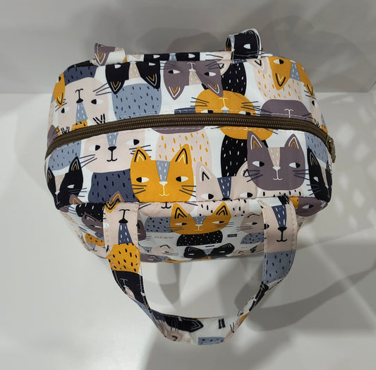 Bolsa Isotérmica 33*20*12cm con Estampado de Gatitos - Práctica, Divertida y Funcional - tenemosturegalo.es