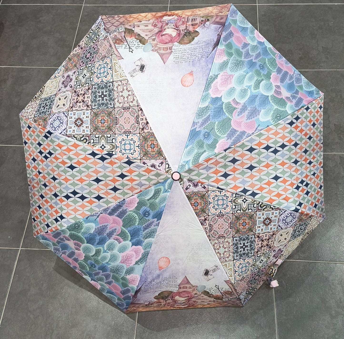 Paraguas Plegable con Funda y Estampados Únicos – Estilo y Comodidad en un Solo Accesorio - tenemosturegalo.es