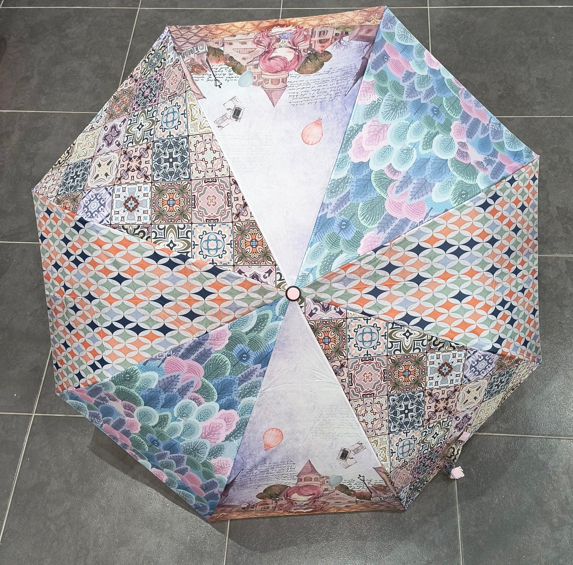 Paraguas Plegable con Funda y Estampados Únicos – Estilo y Comodidad en un Solo Accesorio - tenemosturegalo.es