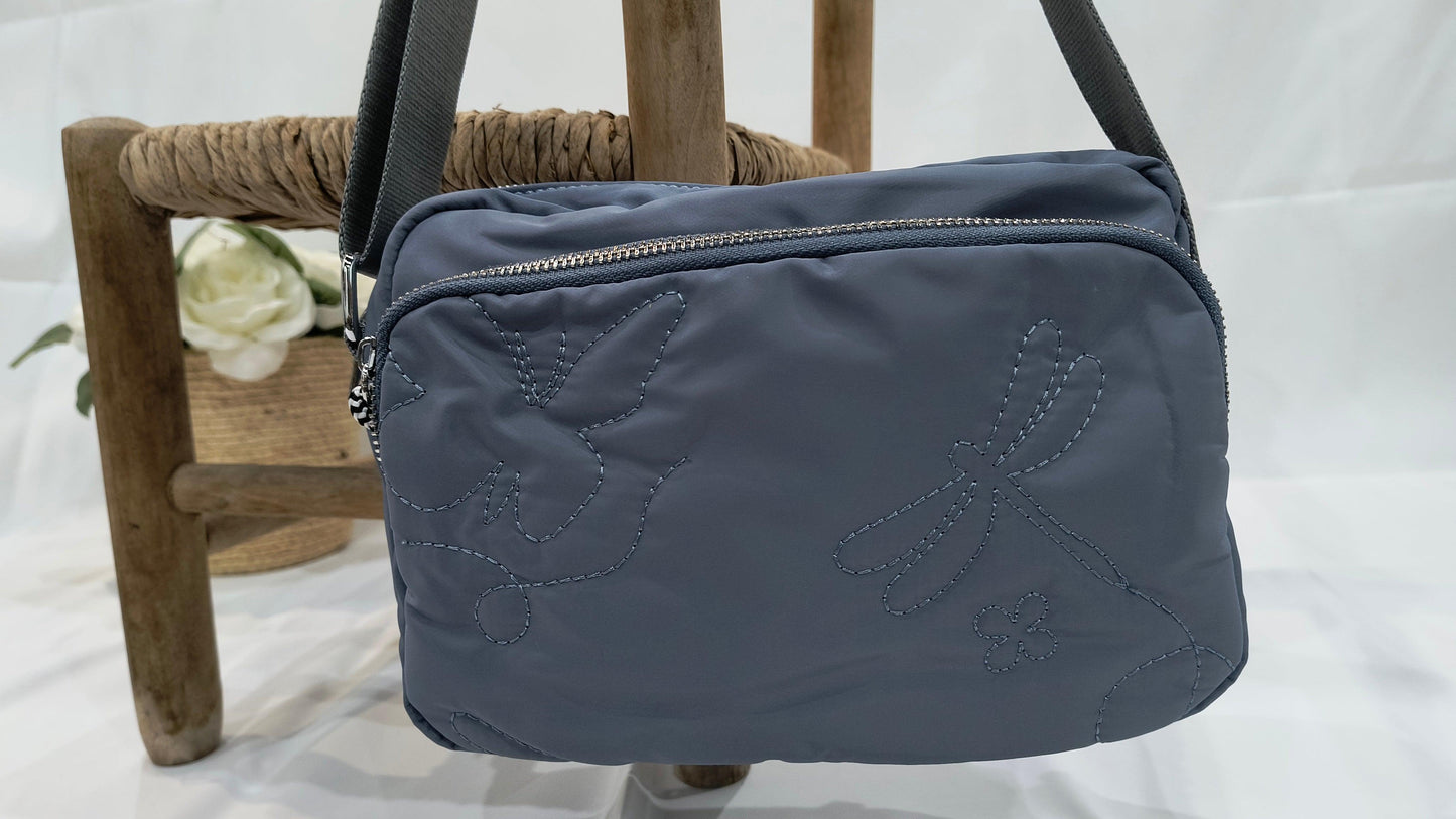 Bolso Bandolera 30X19X9cm disponible en color Azul, Beige y Verde – Comodidad, Estilo y Versatilidad en un Solo Accesorio - tenemosturegalo.es