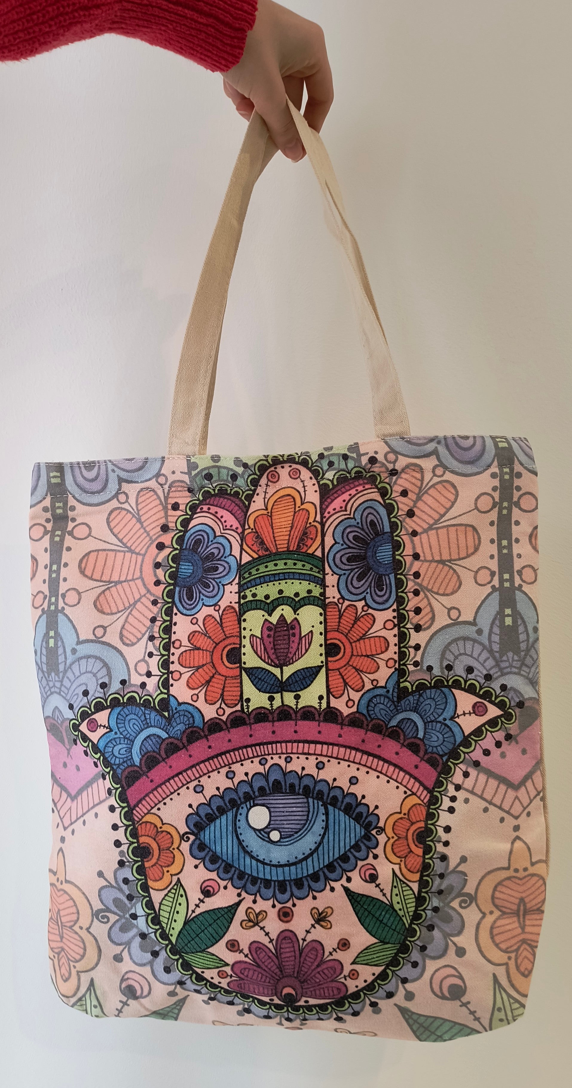 Bolso de Tela Tipo Saco 42*37 cm con Estampado de Mano de Fátima en Mandala – Estilo, Comodidad y Protección - tenemosturegalo.es
