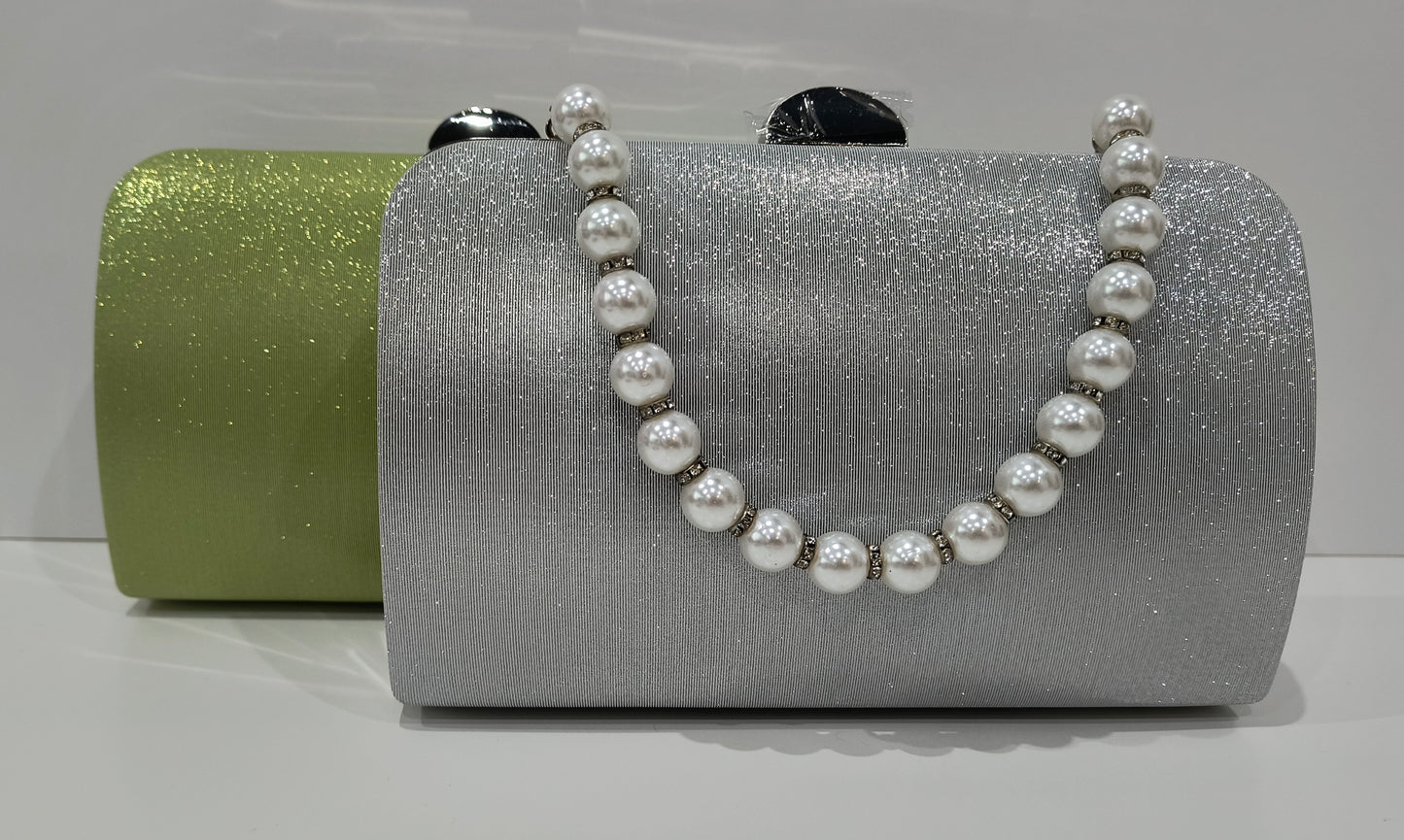 Bolso de Fiesta 20 x 5.5 x 14.5 cm disponible en Verde y Plata con Asa de Perlas y Cadena Extraíble – Un Toque de Distinción y Elegancia - tenemosturegalo.es
