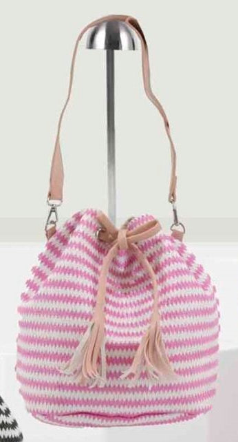 Bolso Bombonera Rayas  22 x 18 x 24cm disponible en rosa, mostaza y verde – Estilo y Comodidad para Tu Día a Día