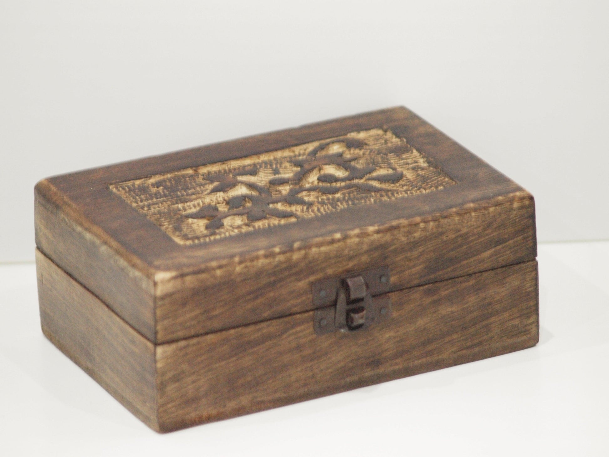 Caja baúl joyero de madera 15*10*6– Elegancia, estilo y funcionalidad en un solo diseño - tenemosturegalo.es