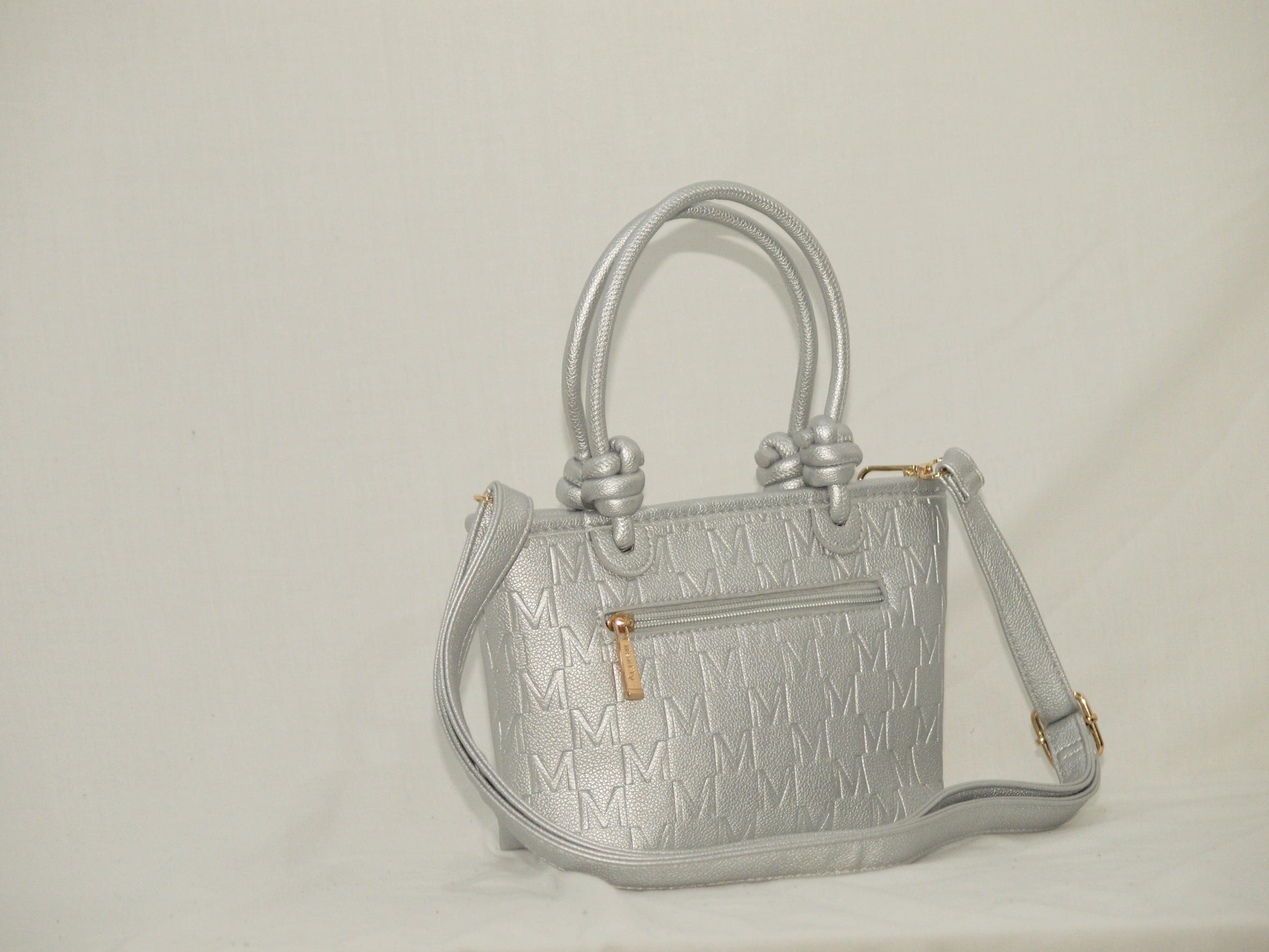 Bolso bandolera plata – Elegancia y brillo para cualquier ocasión - tenemosturegalo.es