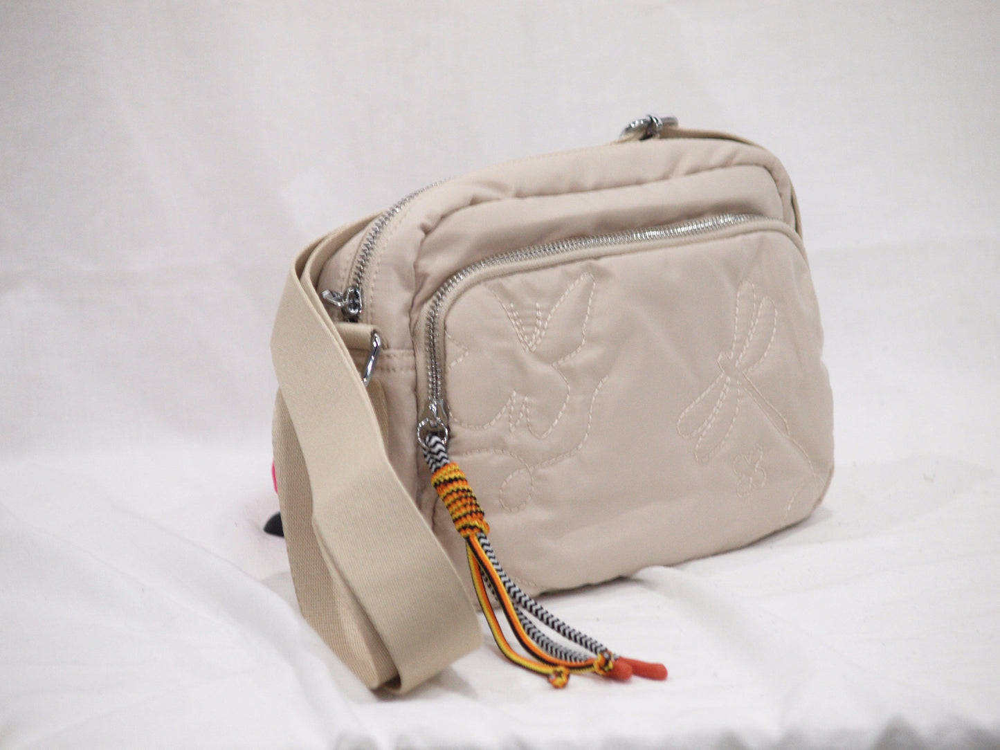 Bolso Bandolera 30X19X9cm disponible en color Azul, Beige y Verde – Comodidad, Estilo y Versatilidad en un Solo Accesorio - tenemosturegalo.es